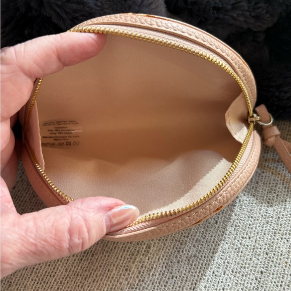 CHLOE, 💯 Authentic Pink Leather Logo Embossed Cosmetic Bag - Picture 10 of 16